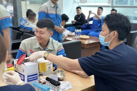 KHÁM SỨC KHỎE ĐỊNH KỲ – QUAN TÂM TỪ TRÁI TIM